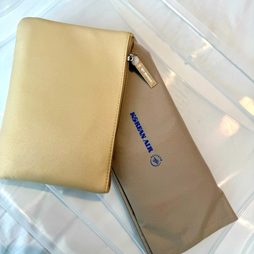 ✈️ Korean Air slippers amenity toiletries pouch kit business sealed NIP Skyteam